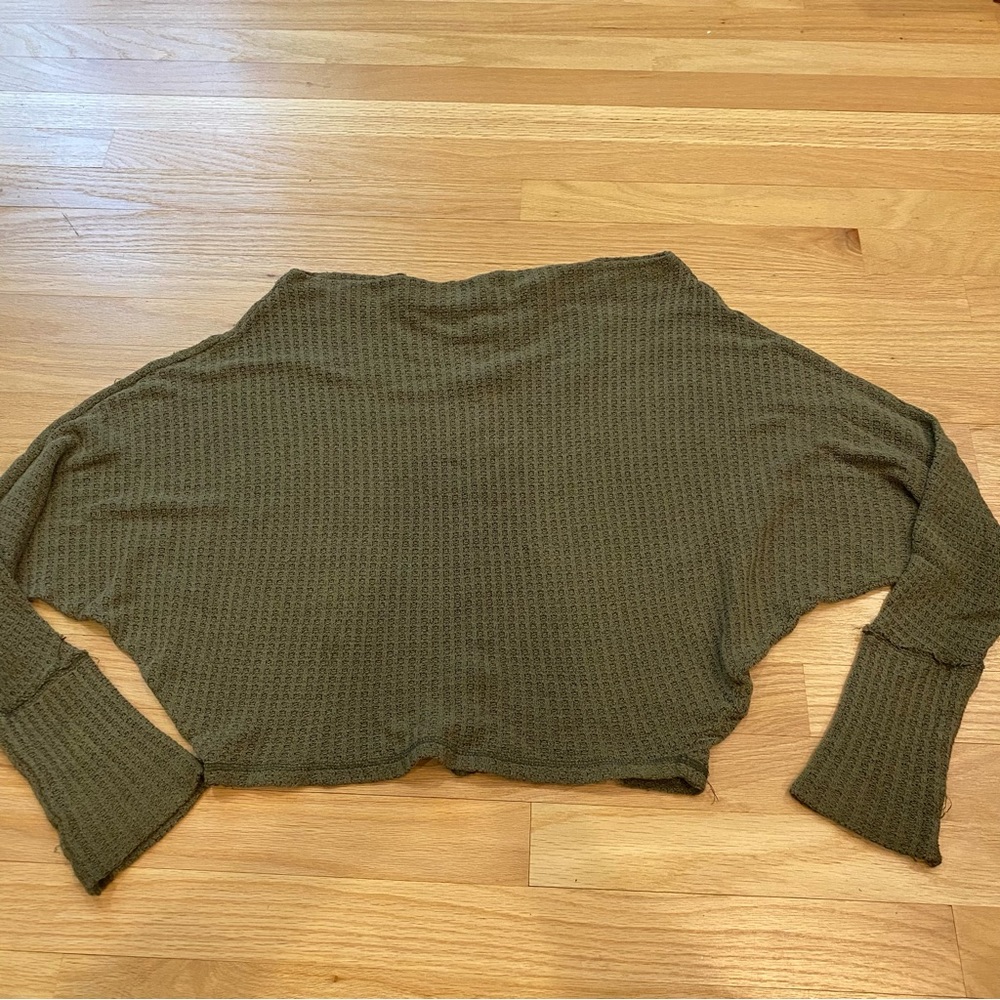 Free People, green waffle knit cropped long sleeve boat neck casual sweater sm